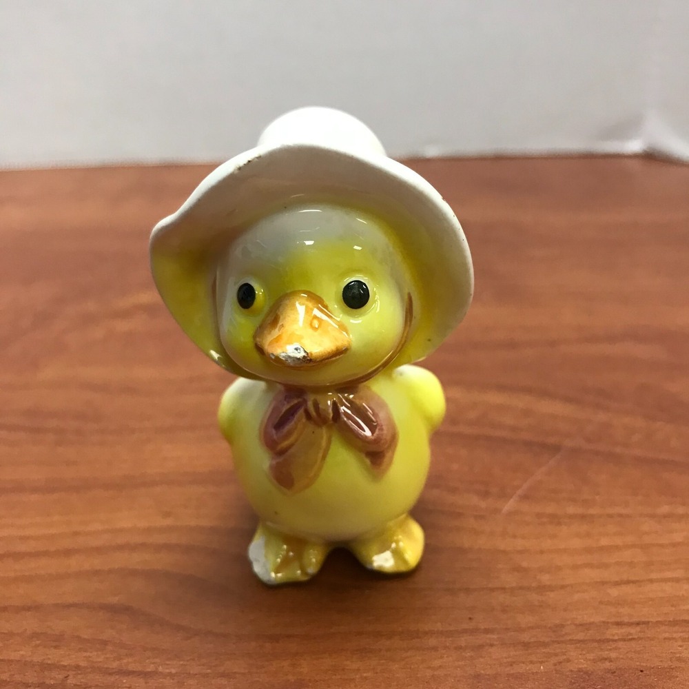 Vintage Yellow Duckling Chics ceramic salt shaker